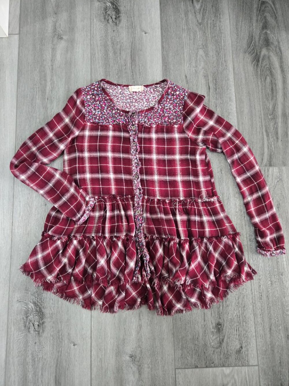 Altar’d State Plaid & Floral Ruffle Hem Top – Size M